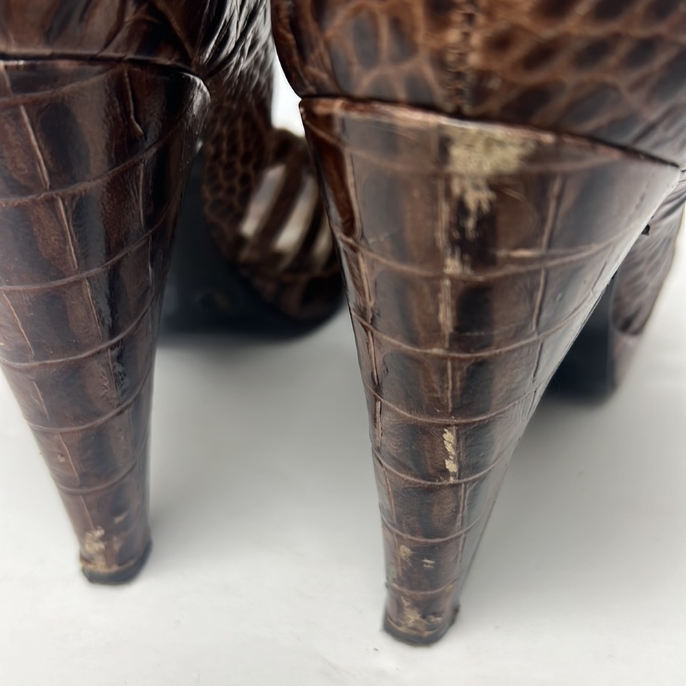 BCBGirls Leather Croc Print heels - Picture 6 of 9